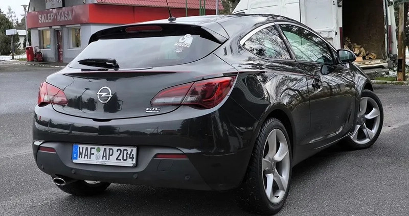 Opel Astra cena 33900 przebieg: 162175, rok produkcji 2012 z Chojnów małe 121